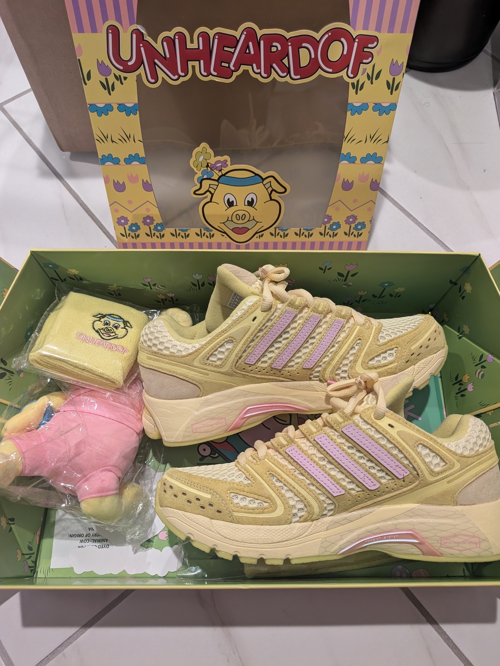UNheardOf x Adidas Adistar Control 5 Piggy Runner 2.0 “Cheeseburger” Size 8M/9W